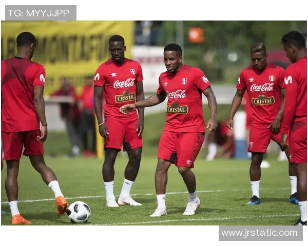 秘鲁足球明星盘点及其在国际赛场上的辉煌成就与影响力分析