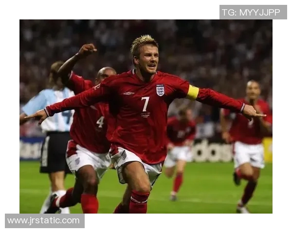 一千名以上足球明星的辉煌历程与传奇故事解析